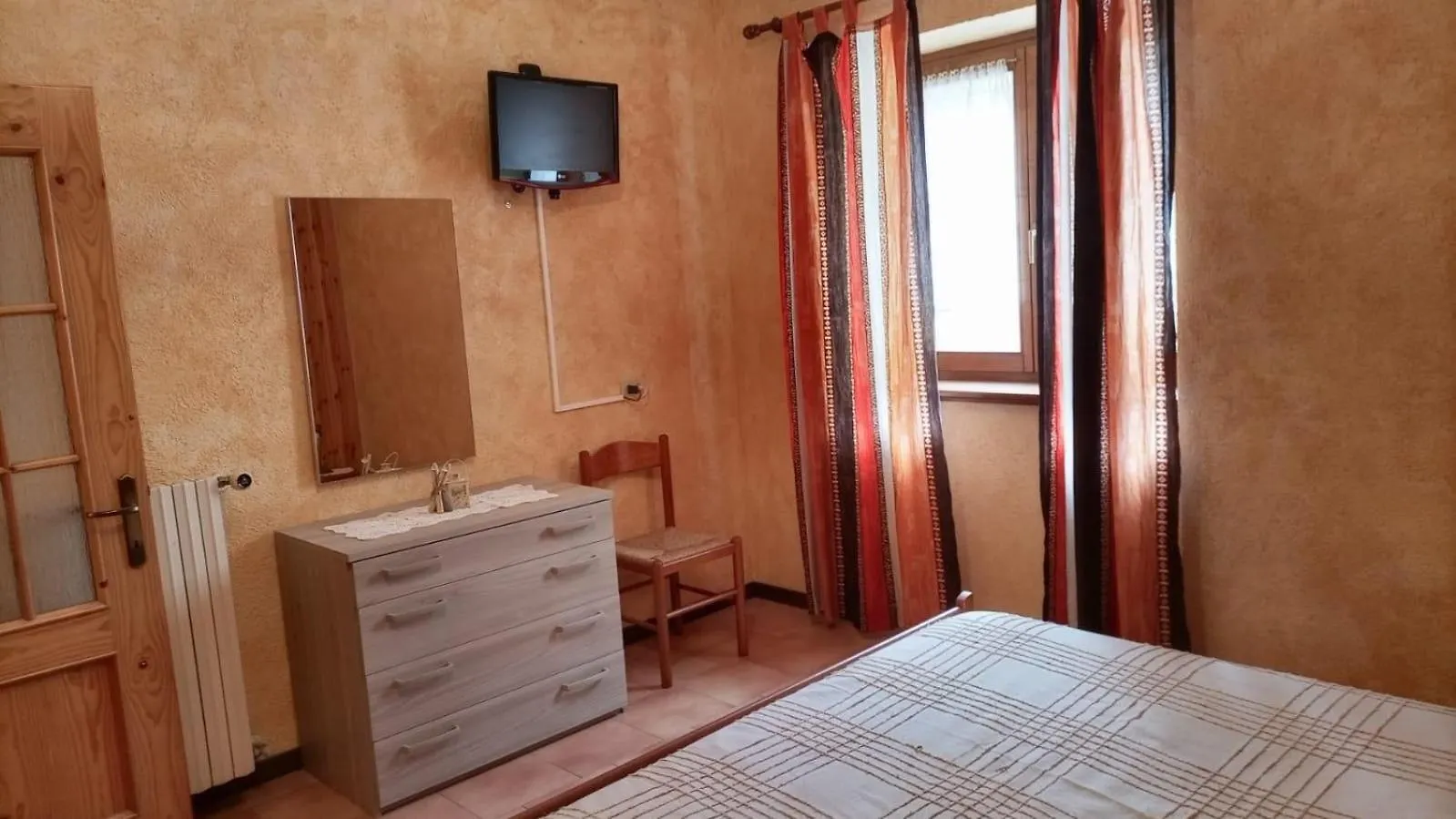 La Casa Di Eleonora Apartment Campodolcino Italy