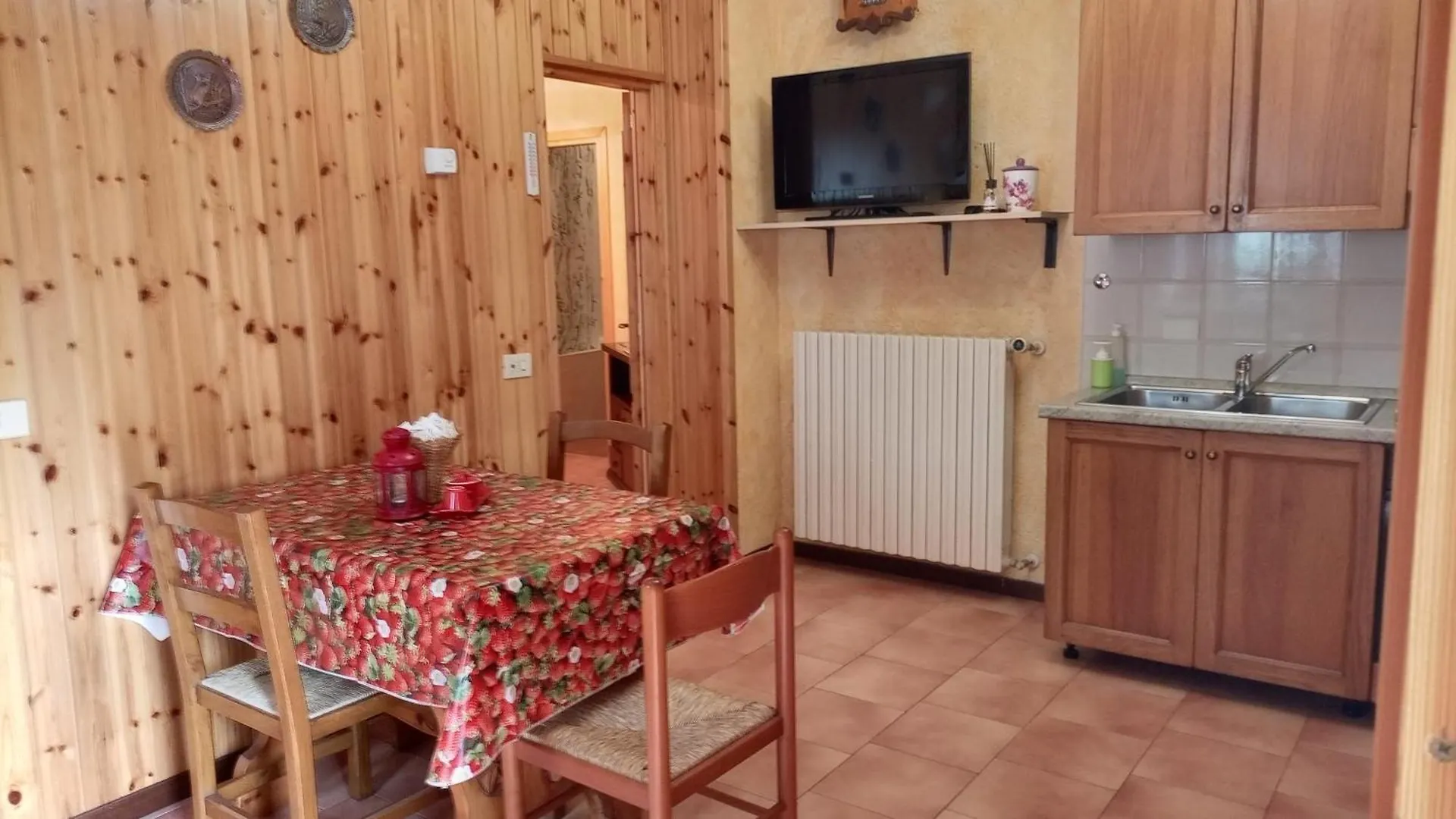 La Casa Di Eleonora Apartment Campodolcino Italy